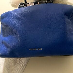 Michael Kors 12/8 barrel blue/black purse. Very good condition